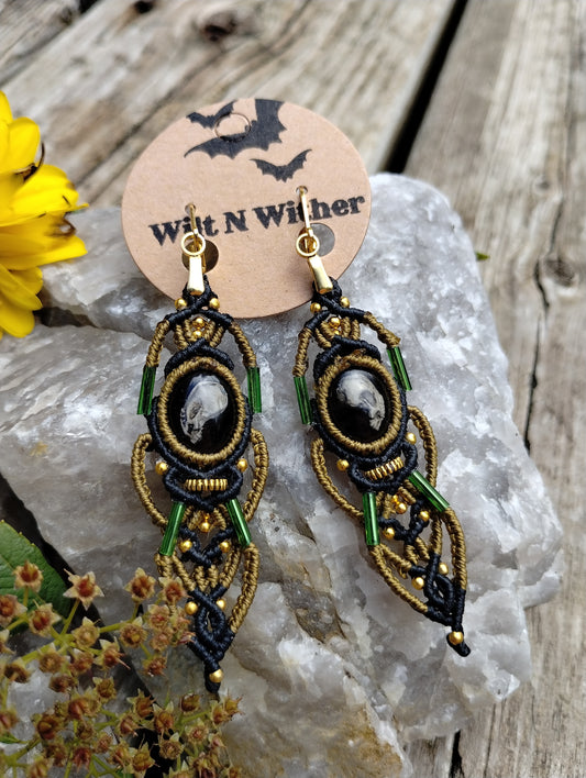 Alien Dangle Earrings (Gold)