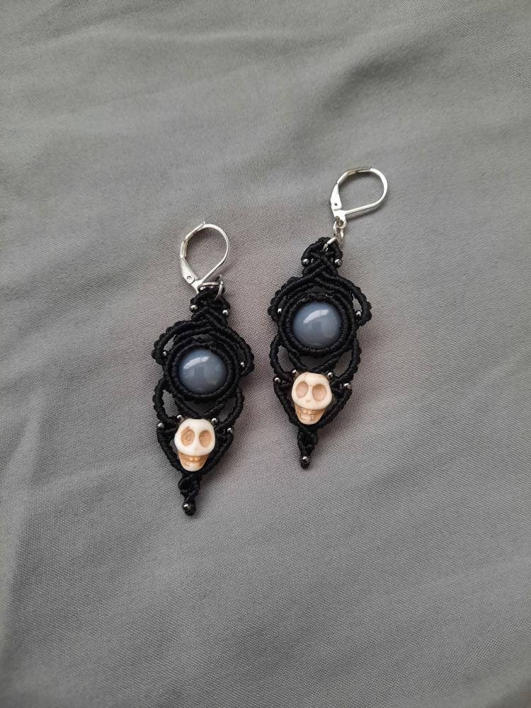 Simple Gothic Skull Dangle Earrings, oddity jewelry