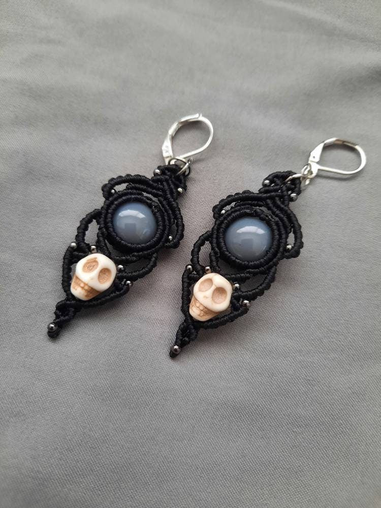 Simple Gothic Skull Dangle Earrings, oddity jewelry